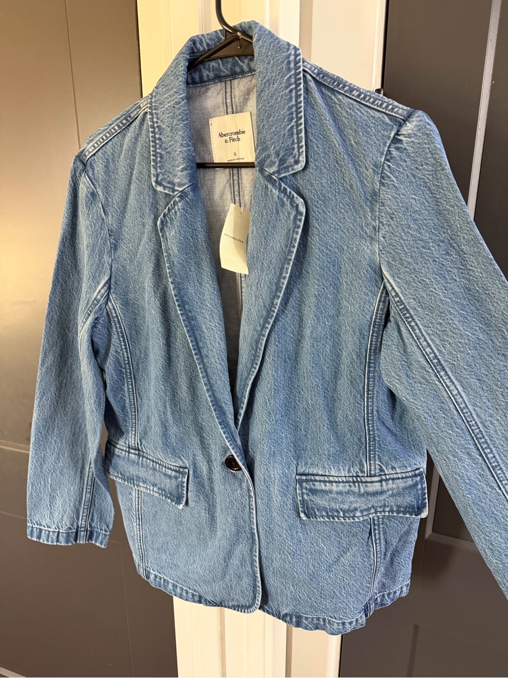 Abercrombie & Fitch Light Blue Denim Blazer - Picture 3 of 5